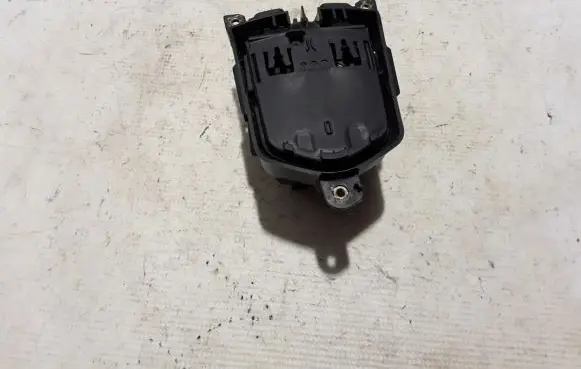 Ashtray (front)