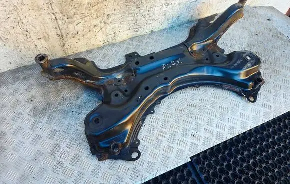 Toyota Auris E180 Front subframe 