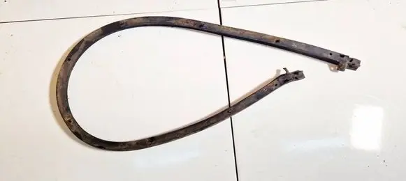 Subaru Legacy Engine compartment rubber 