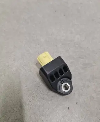 Toyota Mirai Airbag deployment crash/impact sensor 8983152040