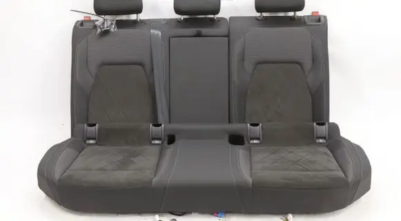 Volkswagen Golf VIII Seat set 5782937