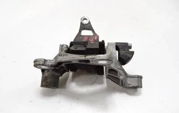 Mazda 6 Gearbox mounting bracket