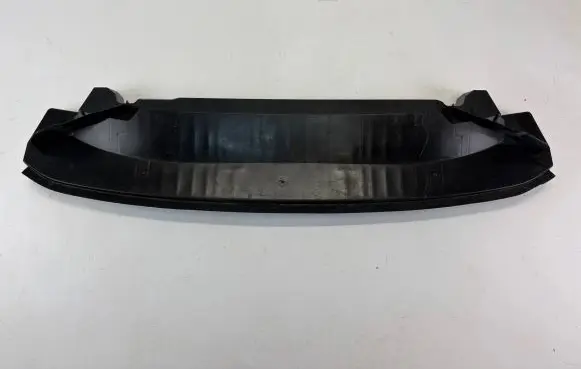 Front bumper skid plate/under tray
