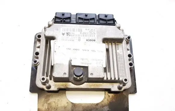 Citroen C4 I Engine control unit/module 0281013871 9664618080