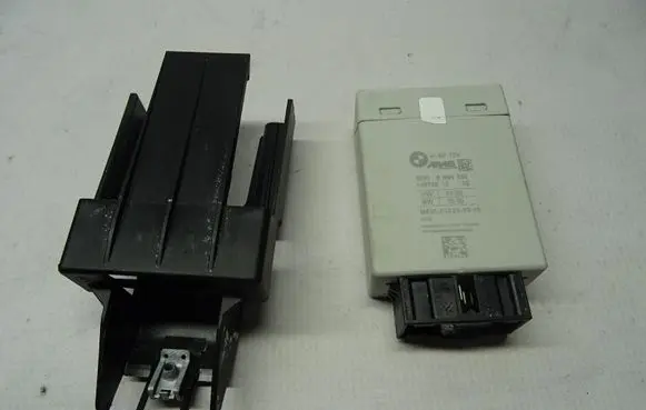 BMW X5 G05 Steering rack control module 6894830