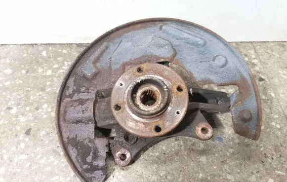 Citroen DS5 Front wheel hub P63