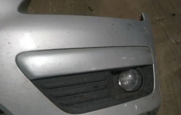 Ford Focus Front bumper lower grill