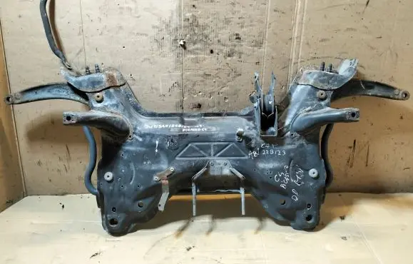 Citroen C4 I Picasso Front subframe
