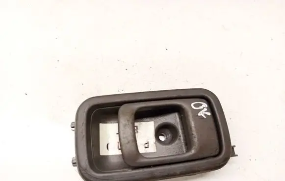 Rear door interior handle