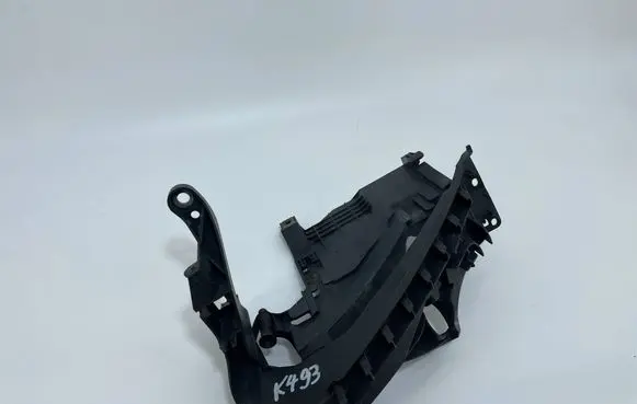 Audi A5 8T 8F Headlight/headlamp mounting bracket 8T0805607L