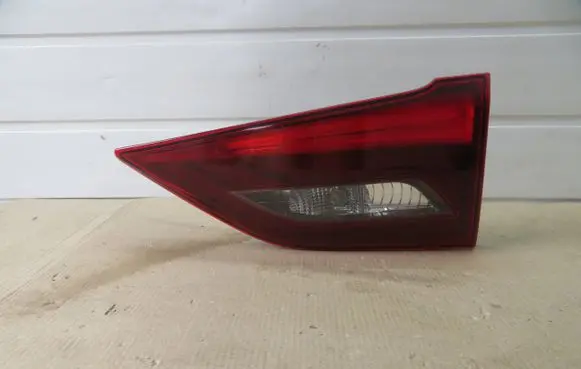 Toyota Avensis T250 Rear/tail lights 8158006170