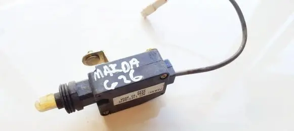 Mazda 626 Central locking motor ga8a62350a
