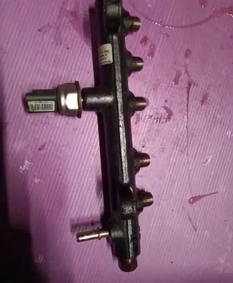 Ford Galaxy Fuel pressure sensor 9674300080