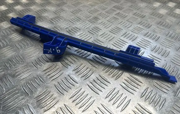 KIA EV6 Rear door windshield rail 83550CV000