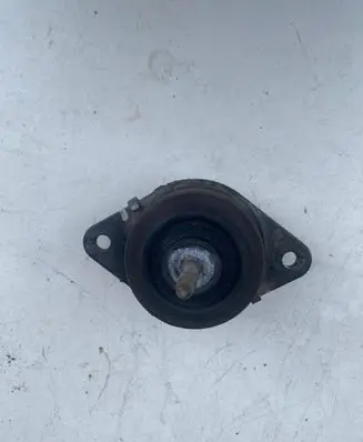 Ford Mustang VI Engine mount bracket 340RA
