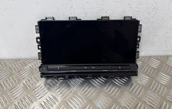 Volkswagen Golf VIII Screen/display/small screen 5H0919605B A3C03292802