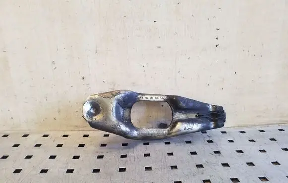 Audi A6 S6 C4 4A Clutch release arm fork 012141719B