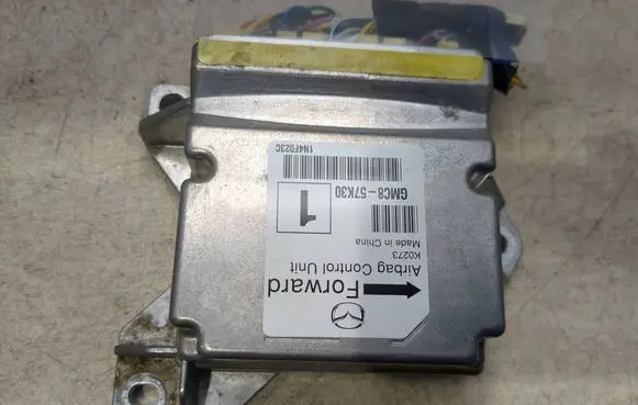 Mazda 6 Airbag control unit/module GMC857K30 1N4F023C