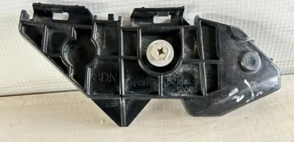Toyota Corolla E140 E150 Rear bumper mounting bracket 5215812090