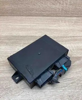 Volkswagen PASSAT B5 Parking PDC control unit/module AP375020719C02 10390