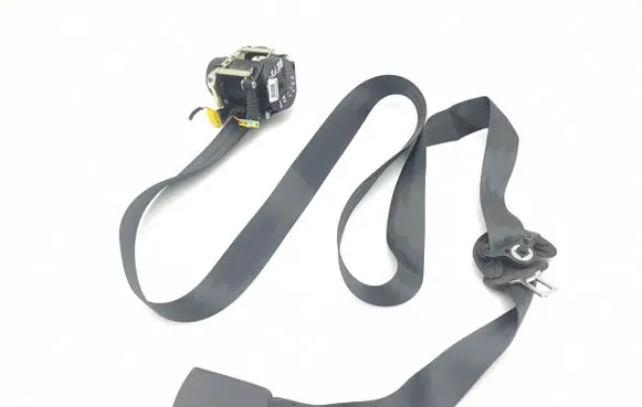 Opel Astra L Front seatbelt 98305934XX