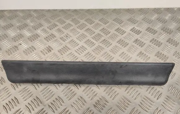 Volvo V60 Front sill trim cover 31306758