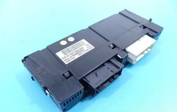 Ford Mondeo MK IV Central body control module 7S7T-18C61-2FH IMPRK1285684