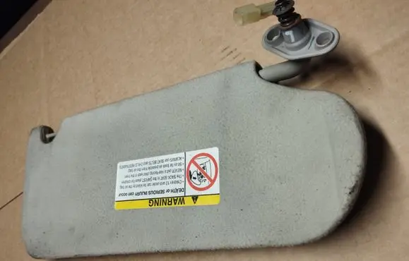 Chrysler Sebring (ST-22 - JR) Sun visor