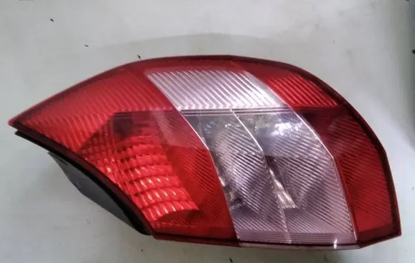 Renault Scenic II - Grand scenic II Rear/tail lights 15911600