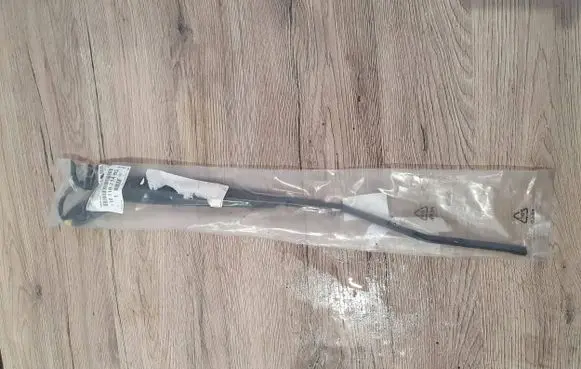 Citroen C4 Cactus Front wiper blade arm 1611871480