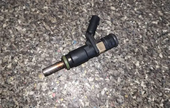 Fuel injectors set