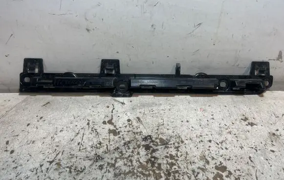 BMW 4 G22 G23 G24 G26 Sill supporting ledge 7490685