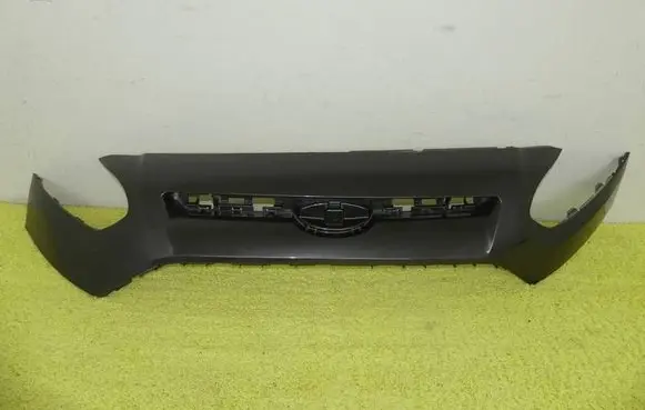 Front bumper upper radiator grill