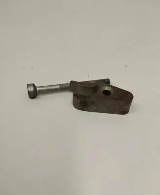 Mercedes-Benz B W246 W242 Fuel Injector clamp holder