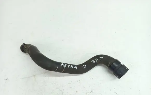 Engine coolant pipe/hose