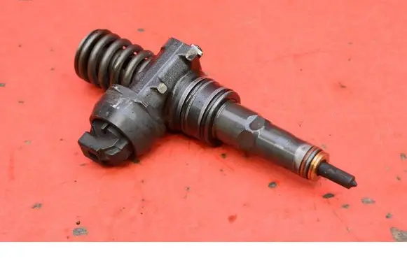 Audi A4 S4 B6 8E 8H Fuel injector 0414720214