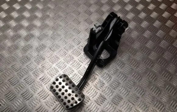 Mercedes-Benz SLK R172 Brake pedal A1722900101