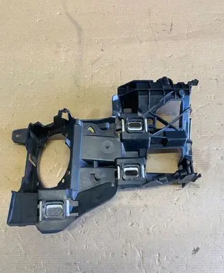 Mercedes-Benz E W213 Fog light bracket A2138851400