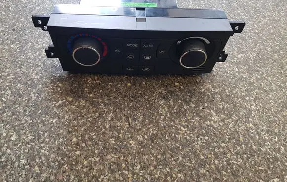 Chevrolet Captiva Climate control unit