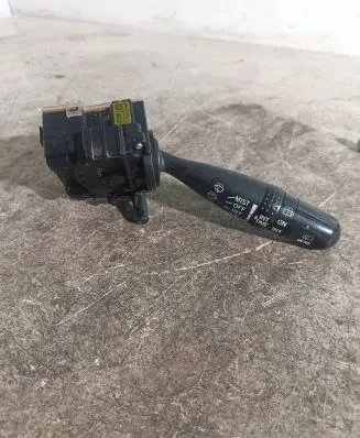 Toyota Corolla E120 E130 Wiper control stalk 173647