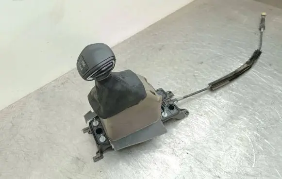 Skoda Kodiaq Gear shifter/selector 5Q1713025AF 5QF713265G
