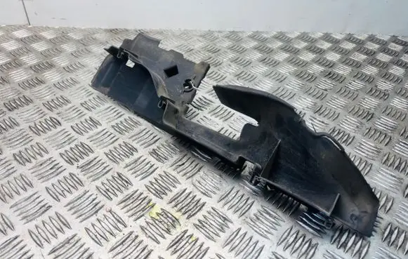 Audi A1 Intercooler air channel guide 8X0121283D