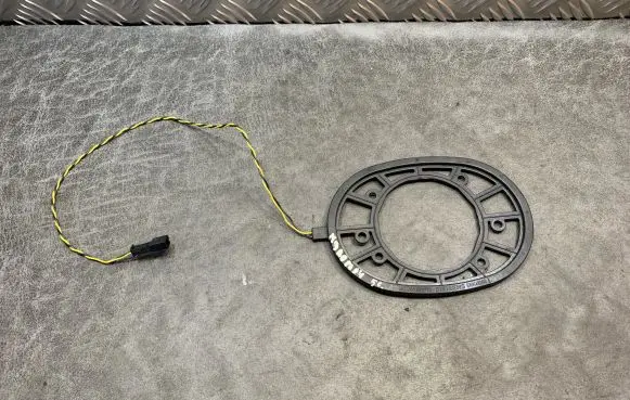 BMW 7 E65 E66 Keyless system antenna 6911756