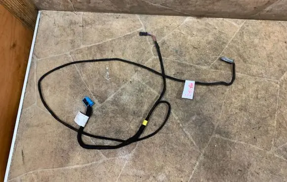 Mercedes-Benz SL R230 Front door wiring loom A2308202415