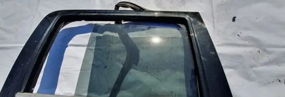 Jeep Patriot Rear door window glass