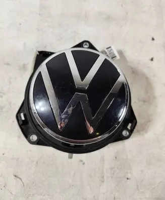 Volkswagen Golf VIII Tailgate handle with camera 5H0827469H