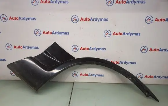 Front arch trim
