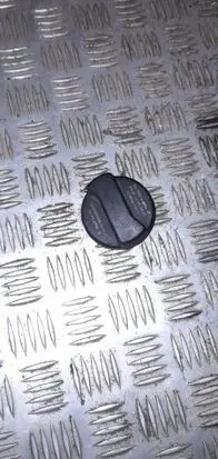 Volkswagen Sharan Oil filler cap 
