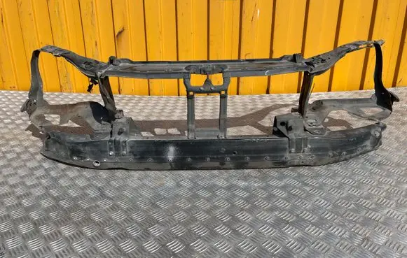 Mercedes-Benz S W220 Radiator support slam panel