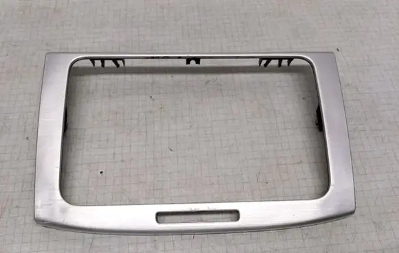 Volkswagen PASSAT B6 Radio/GPS head unit trim 3C0858069P
